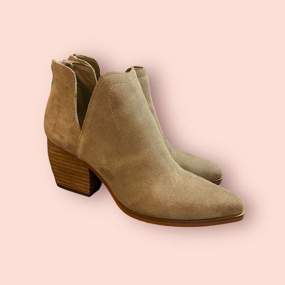 Vince Camuto Taupe Gray Foxy‎ Oiled Suede Ankle Boot Womens Size 7.5M Doralli - Picture 2 of 5